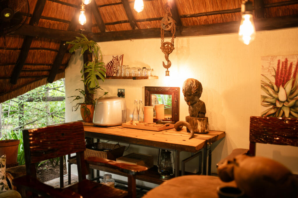 Kruger National Park Holiday at Thula Moya. Phalaborwa, South Africa, Phalaborwa self-catering accommodation.